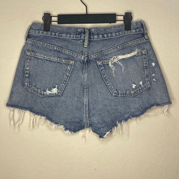 AGOLDE Parker Cut-Off Denim Shorts in Clutch Distressed Raw Hem - Size 28 - Picture 4 of 6